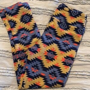 Aztec Print Leggings - Multicolor